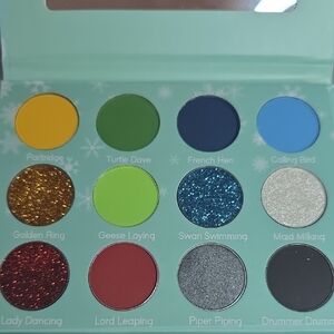 NEW Merry & Bright Eyeshadow Palette - RETIRED BeCause Cosmetics